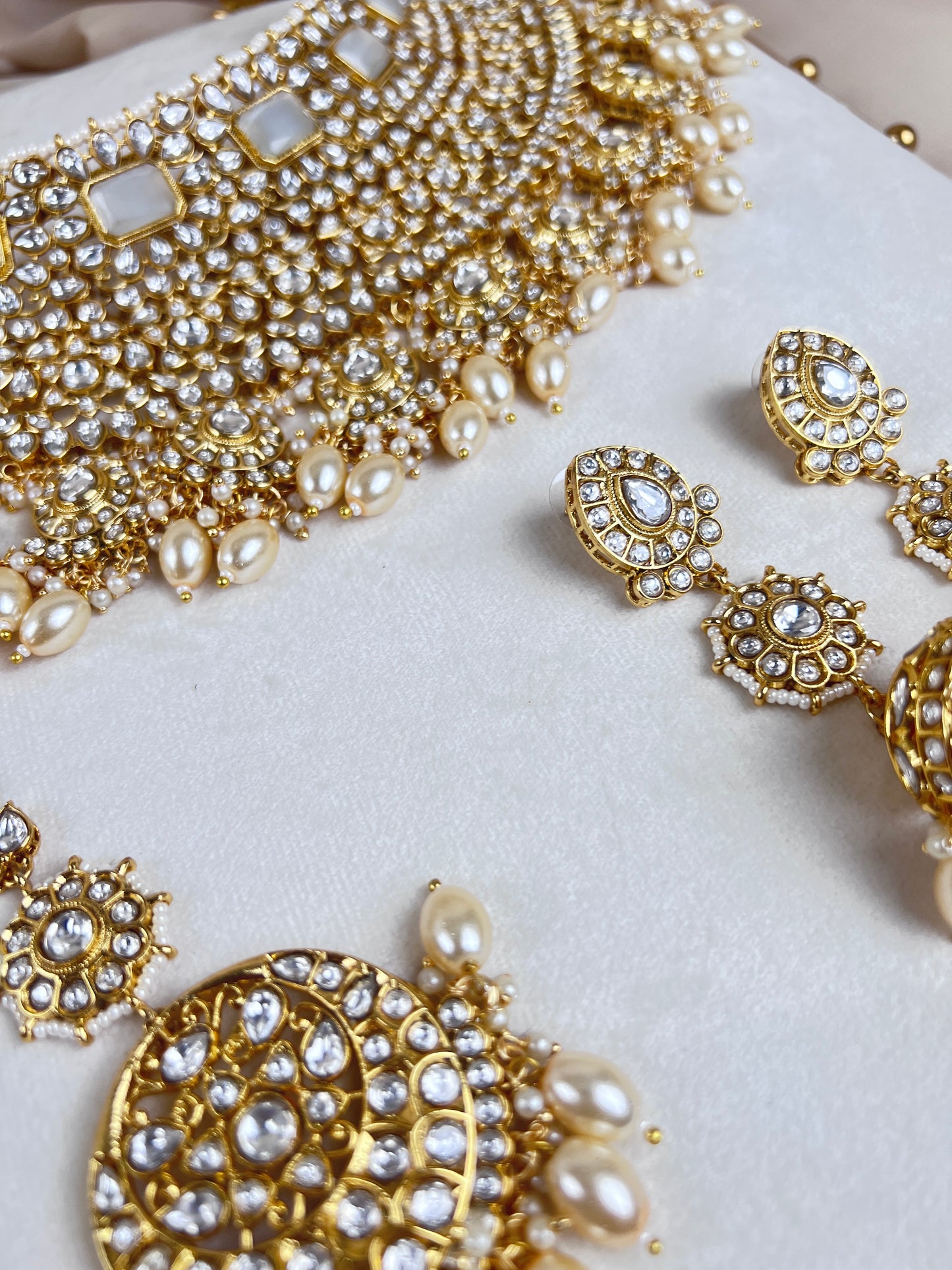 Paachi Kundan | Gold White | Large Semi Bridal Set w/Jhumka Earrings