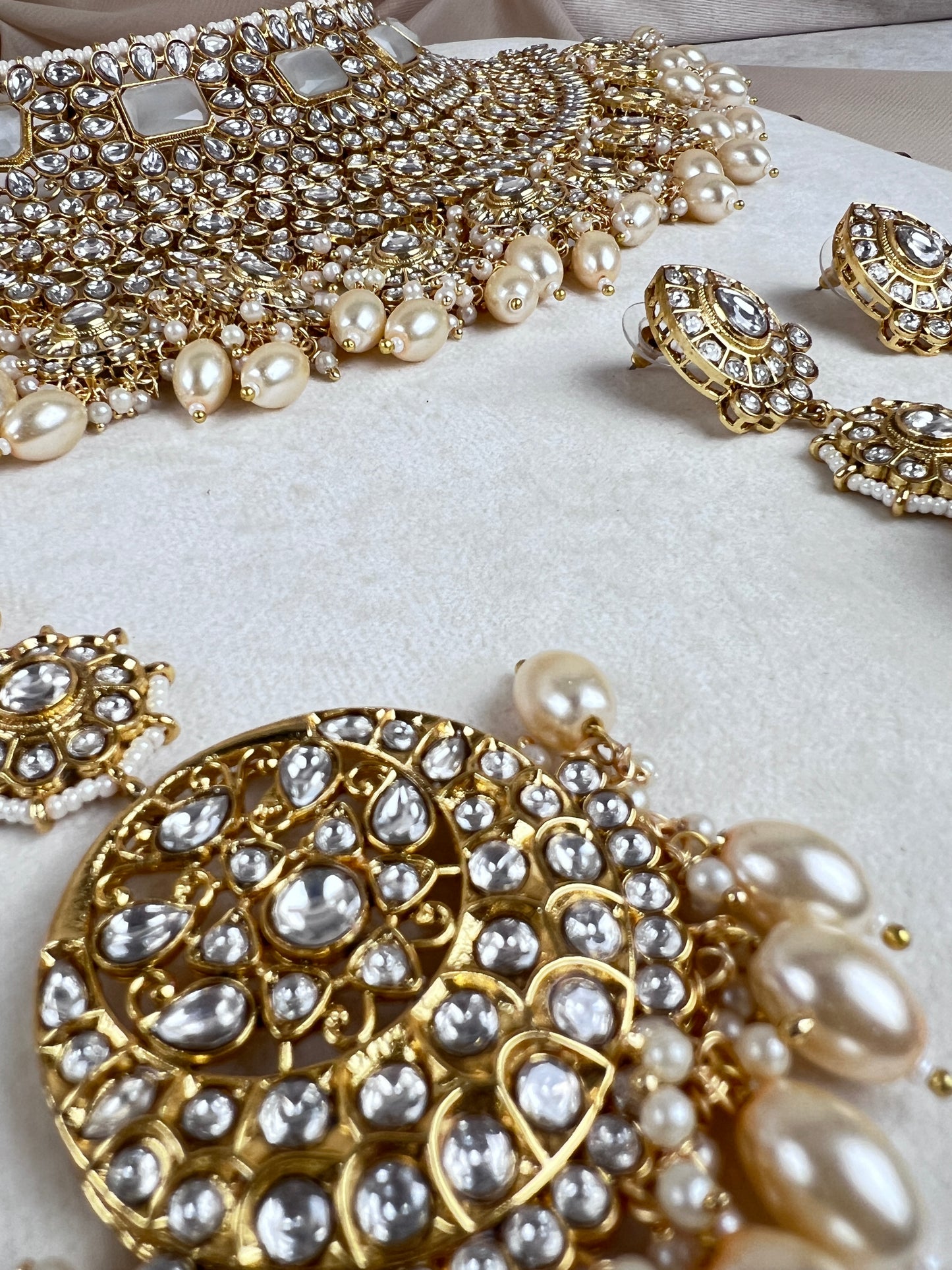 Paachi Kundan | Gold White | Large Semi Bridal Set w/Jhumka Earrings