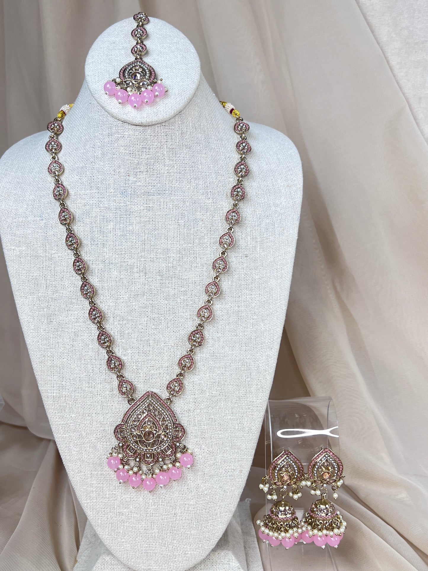 Nauratan Long Mala | Haar Set with Jhumka Earrings