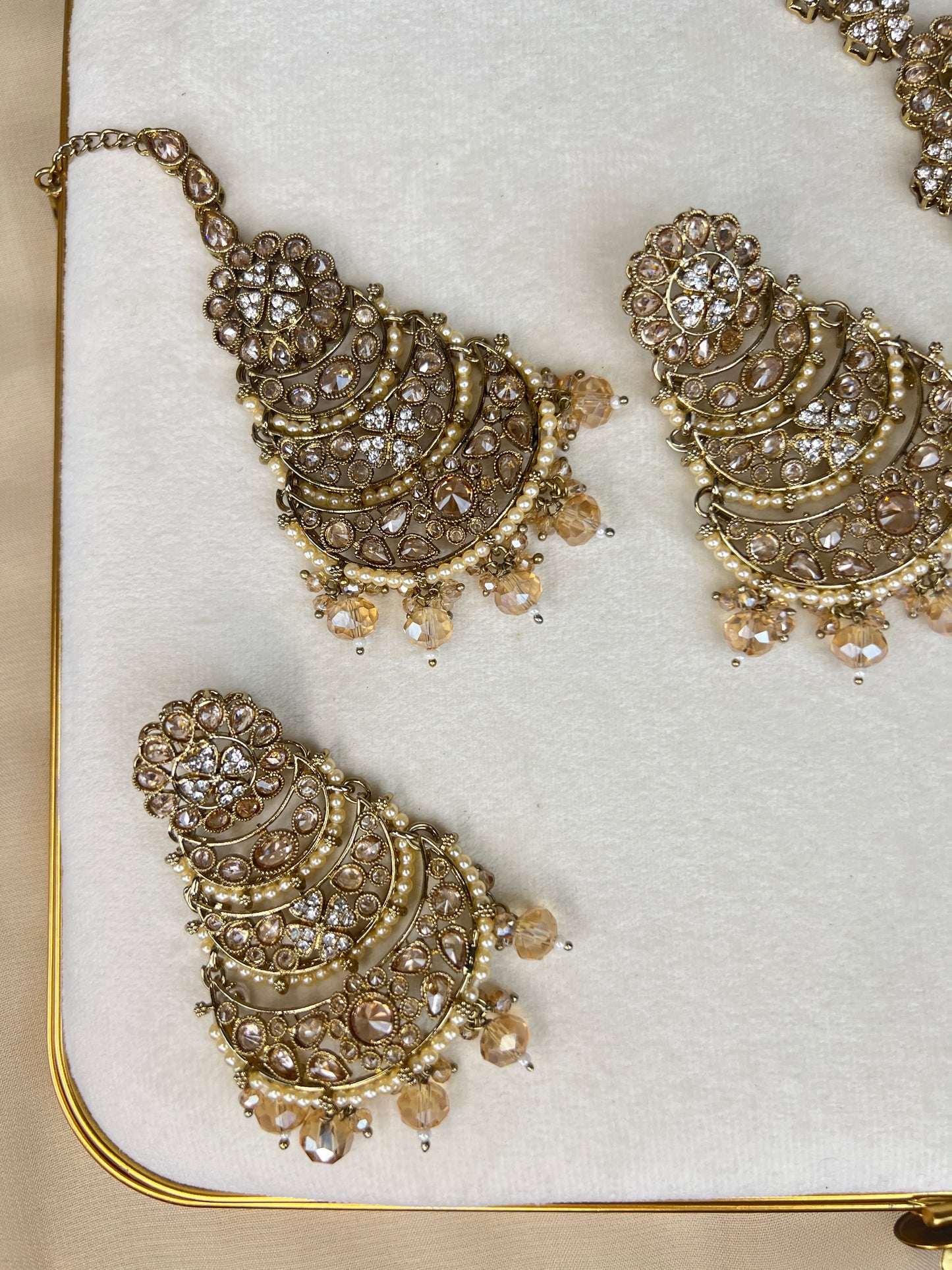 Gold & White Full Bridal Polki Set with Layered Set