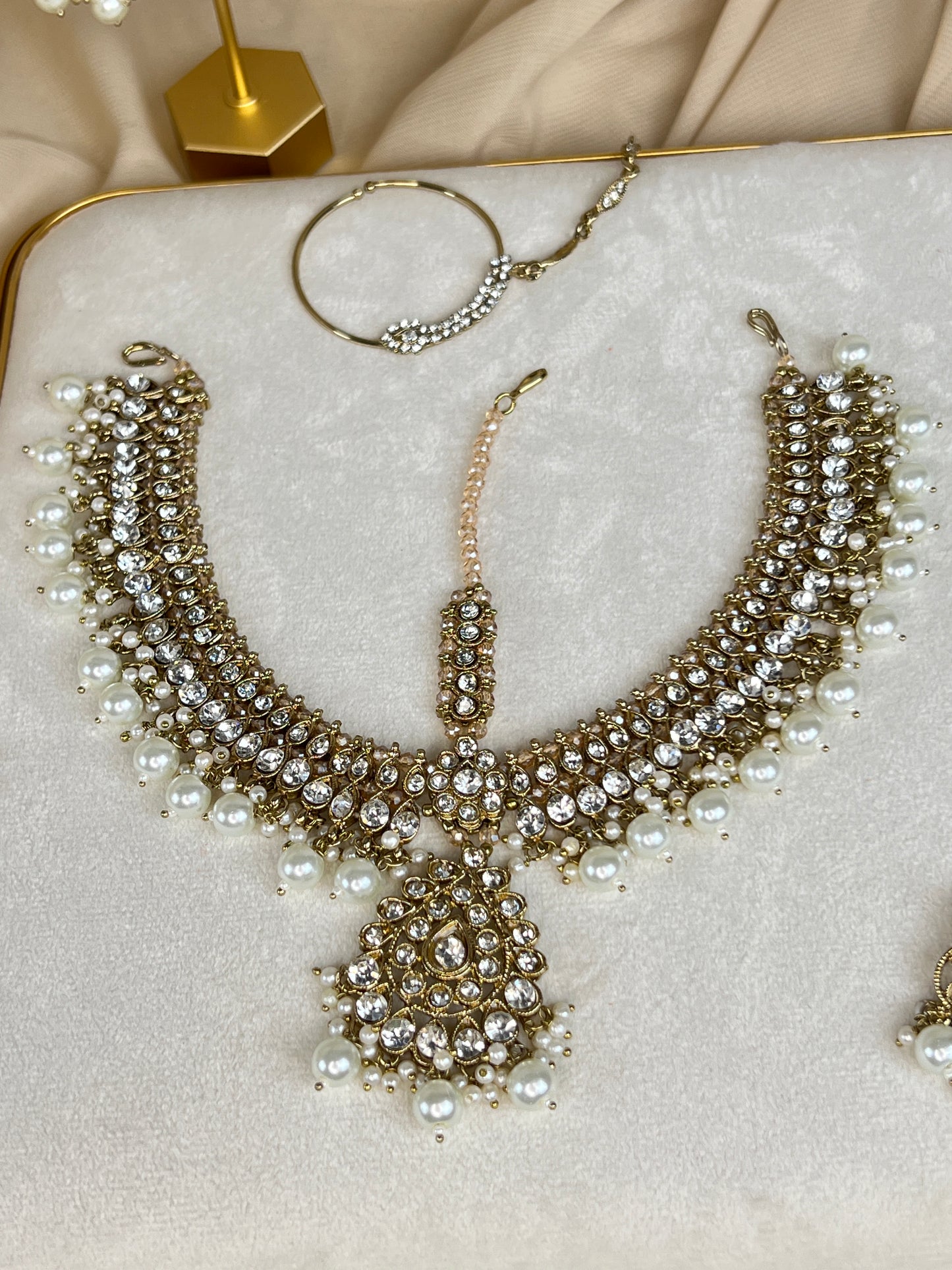 Pakistani Style Full Bridal Set w/ Layered Long Mala