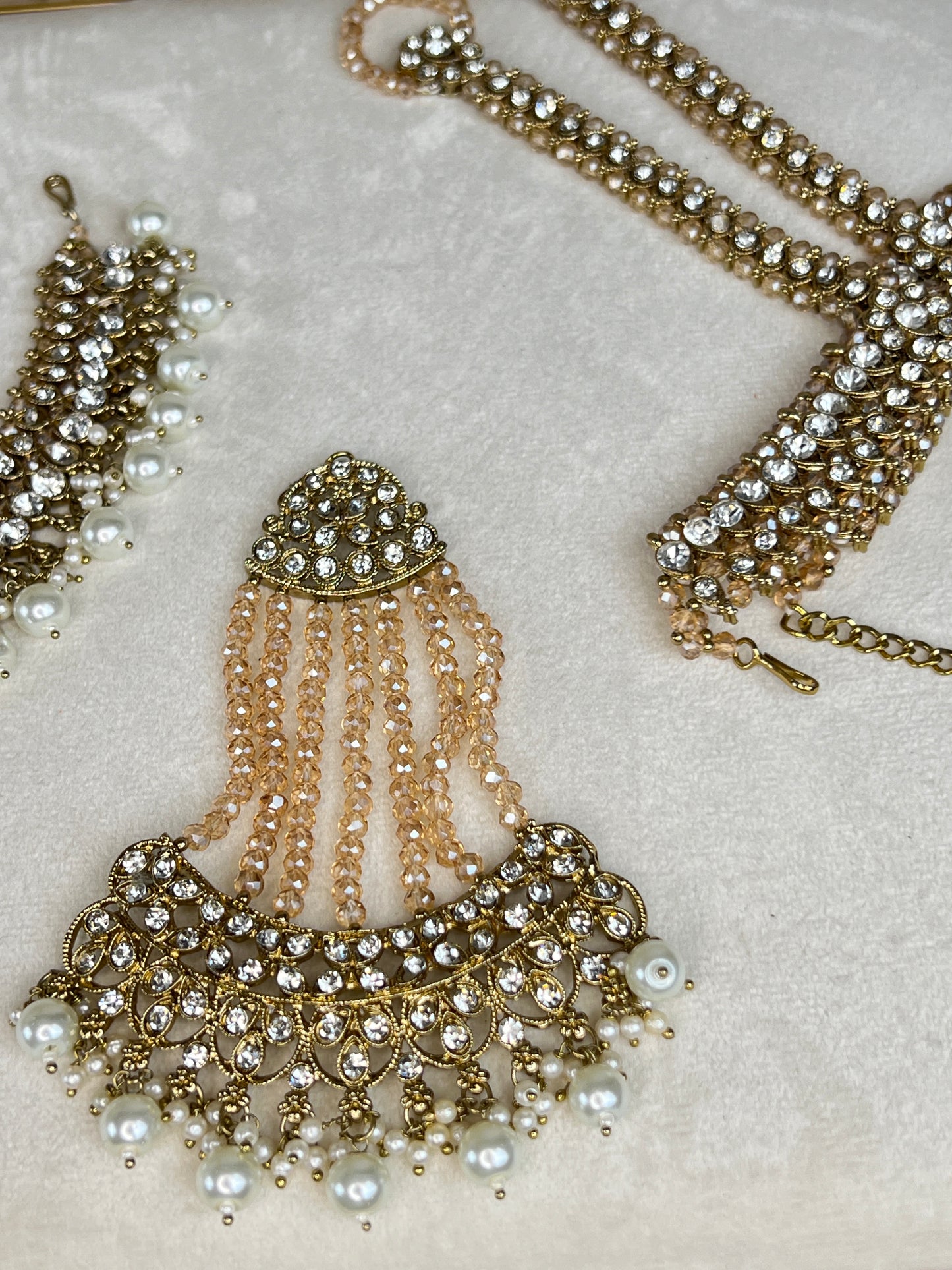 Pakistani Style Full Bridal Set w/ Layered Long Mala