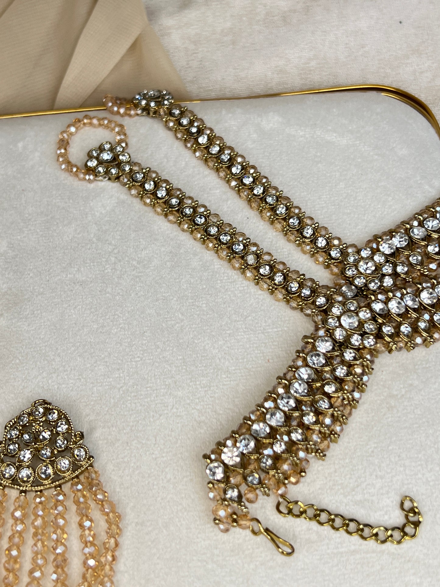 Pakistani Style Full Bridal Set w/ Layered Long Mala
