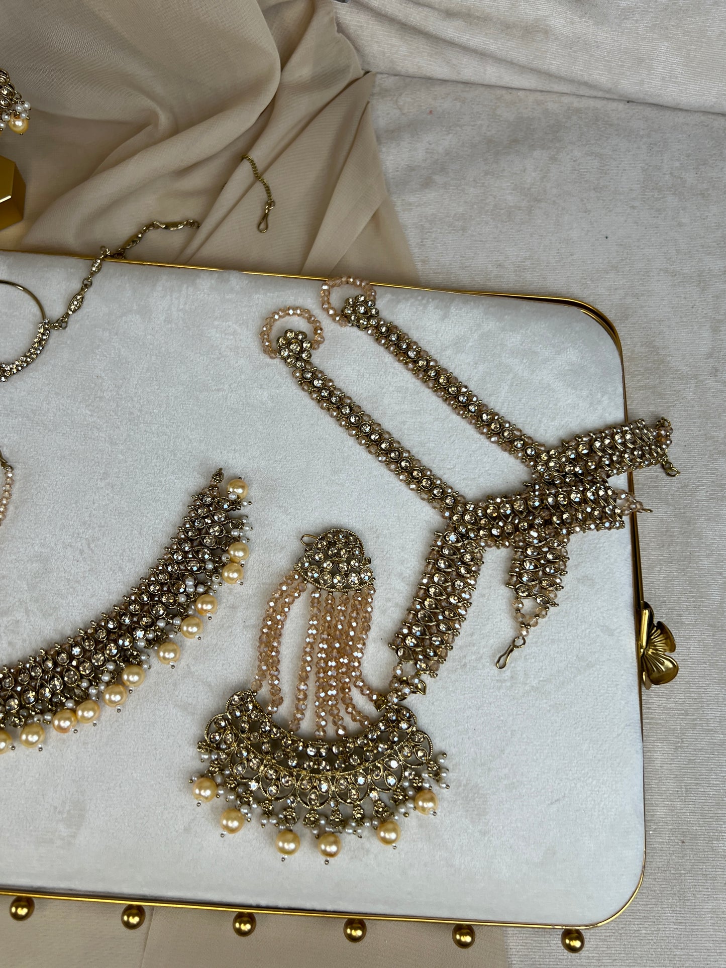 Pakistani Style Full Bridal Set w/ Layered Long Mala