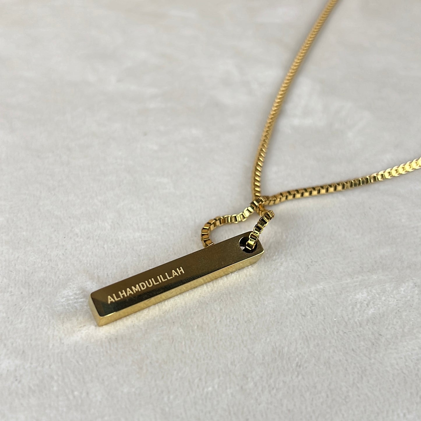 Gold Alhamdulilah Bar Pendant with boxchain