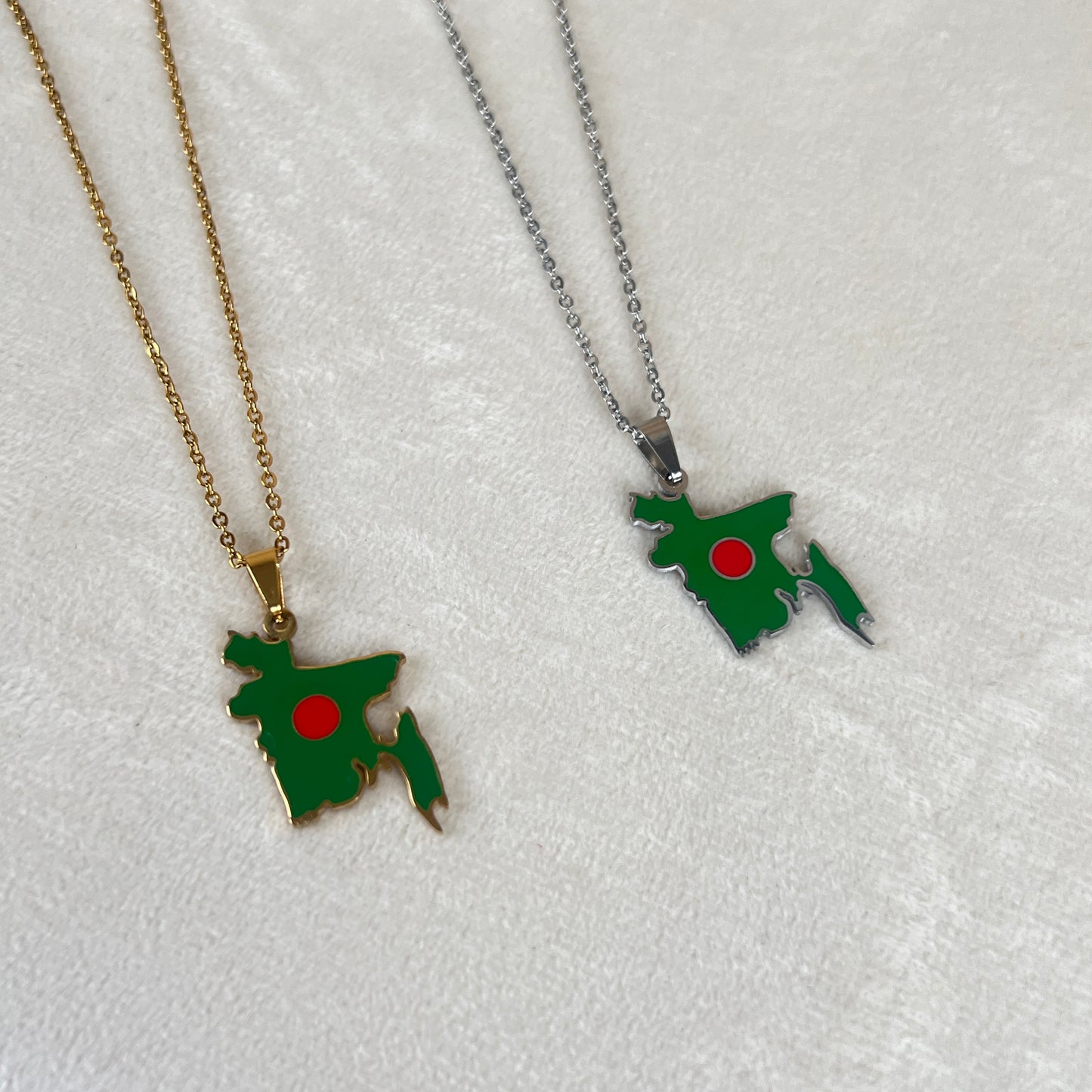 Red & Green Bangladesh Flag Pendant w/chain